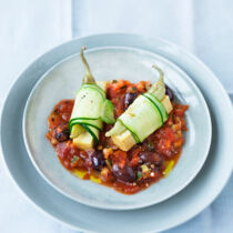 Tofupäckchen im Zucchinimantel Tofupäckchen im Zucchinimantel