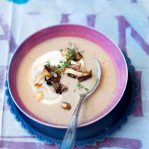 Maronensuppe mit Thymianpilzen Maronensuppe mit Thymianpilzen