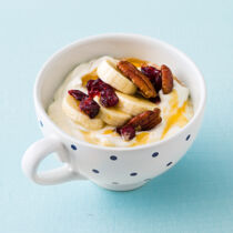 Bananenquark mit Nüssen