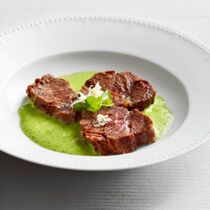 Kochte Ochsenbackerl mit Kresse Kochte Ochsenbackerl mit Kresse