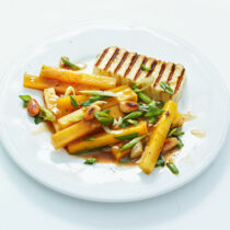 Steckrüben mit Halloumi Steckrüben mit Halloumi