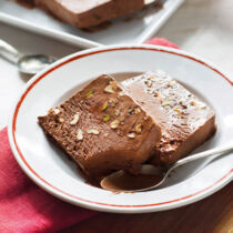 Schokoparfait mit Krokant Schokoparfait mit Krokant