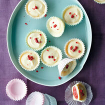 Weiße Erdbeer-Champagner-Pralinen Weiße Erdbeer-Champagner-Pralinen