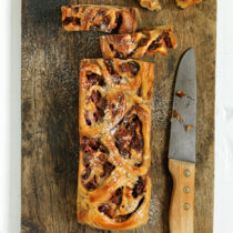 Pflaumenbrot mit Vollkorn