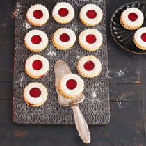 Spitzbuben mit Johannisbeergelee