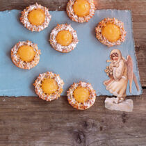 Makronentartelettes mit Lemon Curd