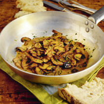 SCALOPPINE MIT MARSALAPILZEN SCALOPPINE MIT MARSALAPILZEN