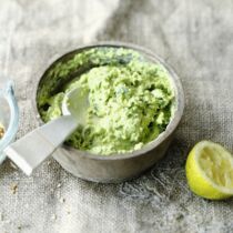 Bohnen-Pinienkerne-Zitrone-Aufstrich