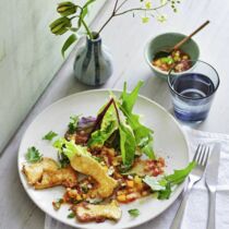 Kräuterseitling-Piccata zu Salat mit Ratatouille-Vinaigrette