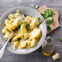 Kartoffelsalat mit Zwiebeln Kartoffelsalat mit Zwiebeln