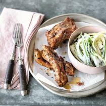 Cole Slaw mit Spargel zu Spareribs