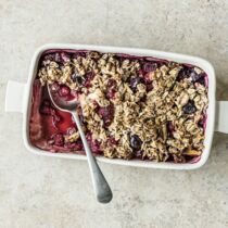 Baked Oatmeal mit Beeren