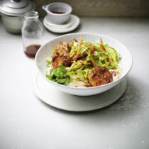 Reisnudel-Bowl mit Smoky Tempeh Reisnudel-Bowl mit Smoky Tempeh