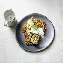 Buchweizen-Pilaw mit Joghurt-Auberginen Buchweizen-Pilaw mit Joghurt-Auberginen