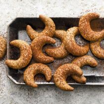 Mokka-Nuss-Kipferl Mokka-Nuss-Kipferl