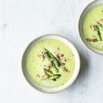 Cremige Grünspargelsuppe Cremige Grünspargelsuppe
