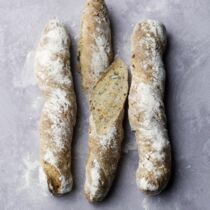 Kleine Vollkornbaguettes