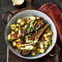 Gebackene Aubergine mit 
Tahin-Dip und Croûtons