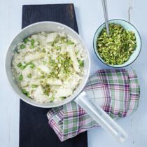 Spargelrisotto mit Kräutergremolata Spargelrisotto mit Kräutergremolata