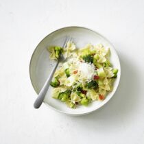 Scharfe Farfalle mit Brokkoli