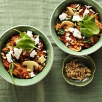 Porridge mit Spinat und Feta