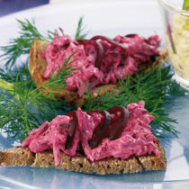 Rote-Bete-Creme mit Dill