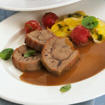 Kalbshaxe mit Basilikum Kalbshaxe mit Basilikum