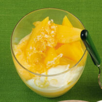 Mango-Sahne-Becher