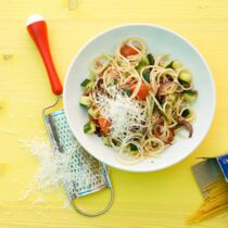 Scharfe Zucchini-Nudeln Scharfe Zucchini-Nudeln