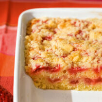 Erdbeer-Rhabarber-Kuchen