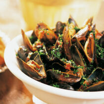 Miesmuscheln in würziger Tomatensauce