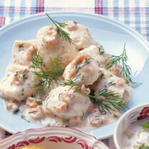 Fischklößchen mit Krabbensauce