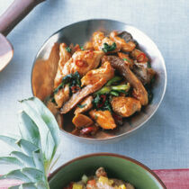 Hähnchenfleisch mit Austernpilzen Hähnchenfleisch mit Austernpilzen