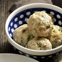 Pilz-Bergkäse-Knödel