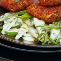 Schnippelbohnen mit Frischkäse-Meerrettich-Sauce Schnippelbohnen mit Frischkäse-Meerrettich-Sauce