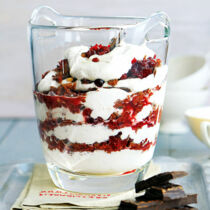 Preiselbeerschichtspeise