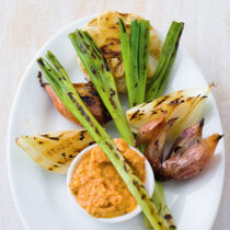 Grillgeräucherte Zwiebeln Grillgeräucherte Zwiebeln