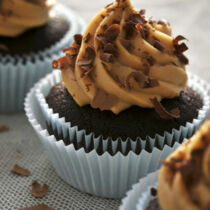 Cola-Peanutbutter-Cupcakes born in the USA Cola-Peanutbutter-Cupcakes born in the USA