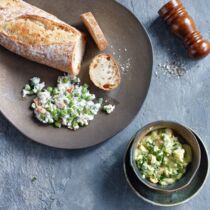 Flusskrebscreme mit Erbsen Flusskrebscreme mit Erbsen