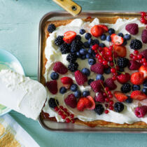 Sommerlicher Beerenkuchen