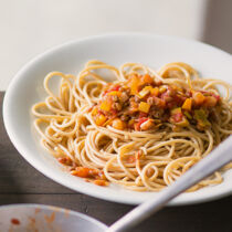 Spaghetti mit Linsen-Bolognese