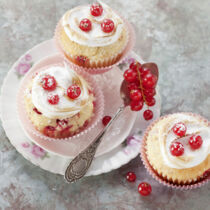 Johannisbeer-Baiser-Muffins