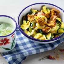 Puten-Gyros mit Tsatsiki Puten-Gyros mit Tsatsiki