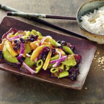 Gebratener Kürbis mit schwarzen Bohnen