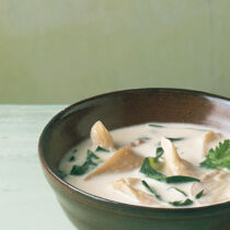 Kokossuppe mit Mangold Kokossuppe mit Mangold