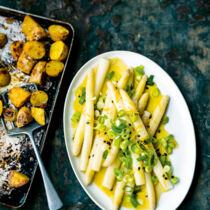 Spargel mit Passionsfrucht-Vinaigrette Spargel mit Passionsfrucht-Vinaigrette