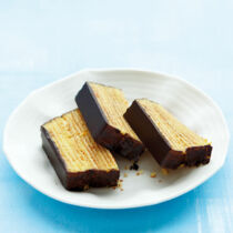 Orangen-Baumkuchen mit Marzipan