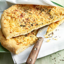 Käsefladen mit Kümmel Käsefladen mit Kümmel