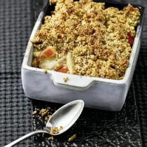 Herzhafter Crumble mit Apfel