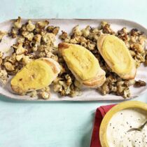 Hummus-Hähnchen mit Ofen-Blumenkohl